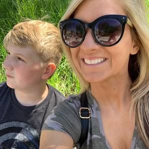 Meet your Posher, Stephanie